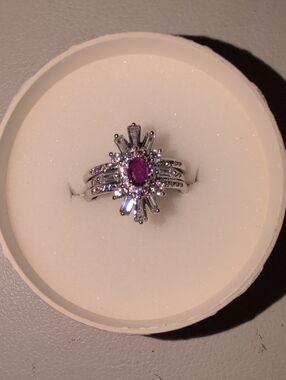 A Life Worth Fighting For !  Bomb Party Starburst lab Created Topaz Ring In Box